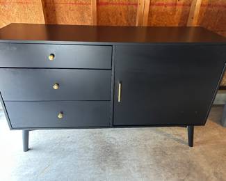 Contemporary buffet