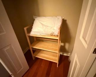 woodenshelvingunit