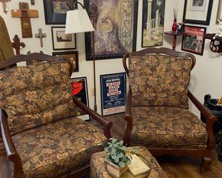 Three-piece upholstered furniture. Floor reading lamp. Collection of crosses.