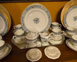 Lenox, Autumn pattern, china, the choice of six American Presidents.