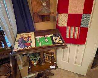 Vintage quilt. Reading stand.