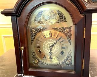 Tempus Fugit (Time Flies) Chiming, Mantle Clock.