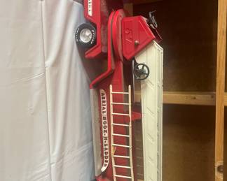 Nylent medal ladder truck