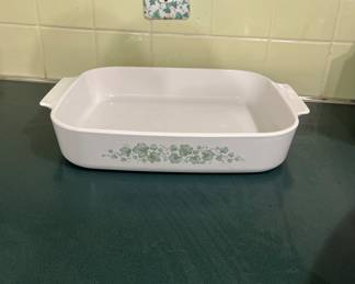 Corning Ware ivy pattern baking dish