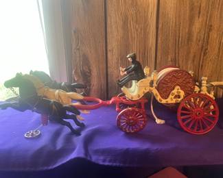 Cast iron fire wagon, with horses