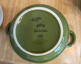 Bottom of mugs