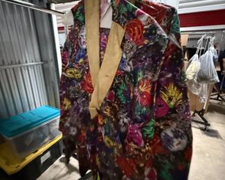floralpatternedrobe