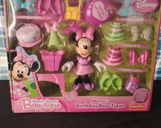Unopened Fisher Price Minnies Birthday BowTique Toy