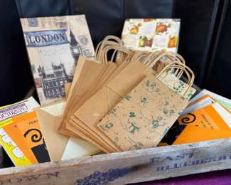 Gift Bags, Boxes And Special Occasion Cards Mystery Lot