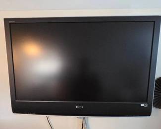 Sony Bravia LCD HDTV 46 Screen