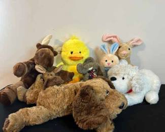 Cute collection of stuffed animals FT Vintage TY And More