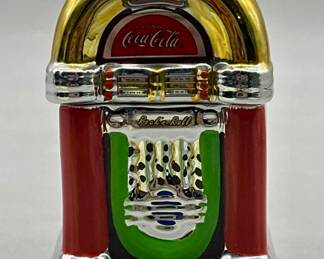 2-Piece Coca-Cola Juke Box Salt & Pepper Shakers