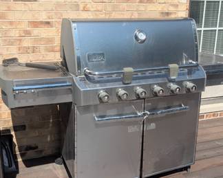 A natural gas grill