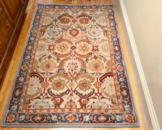 Area Rug (light blue border)