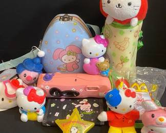 Sanrio Hello Kitty Metal Tin Camera Small Collectibles