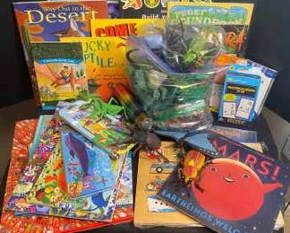 Childrens Educational Books Art Set Puzzles Plastic Figurines
