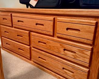 Lg Matching Dresser /Oak 