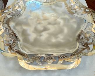 Tid  bit dish unused