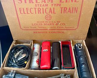Marx Train complete w/extra track  
Vintage Toy