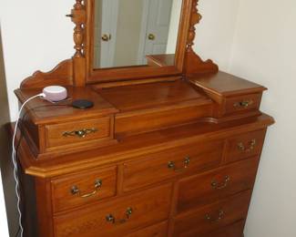 Thomasville Dresser