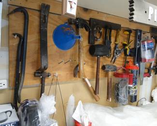Tools and workshop items