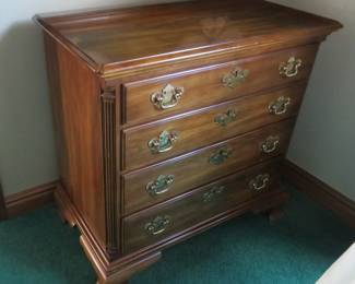 Statton Bicentennial Collection 4 drawer cabient.