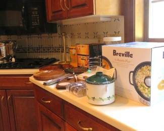 More kitchen