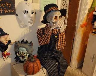 Animated Musical Skeleton