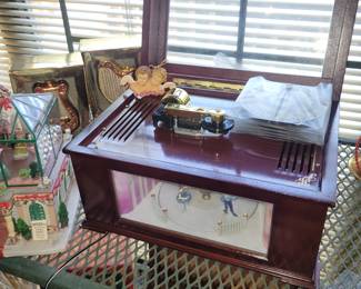 Music Boxes for the Holiday