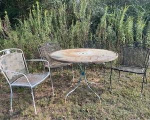 outdoor patio set