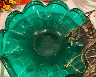 Vintage Green Ruffled Bowl