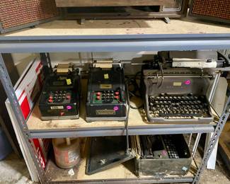 Vintage Cash Registers and Typewriters 