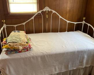Day bed