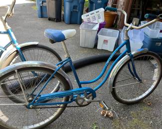 Vintage Schwinn Hollywood Bike
