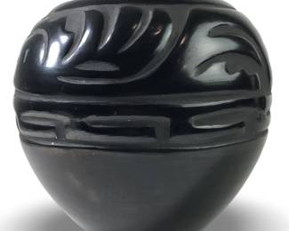 Signed Native American Santa Clara Blackware