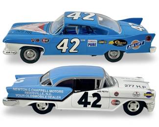 Lee Petty #42 Die-Cast Cars Set