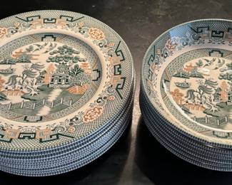 164. Set of Royal Stafford Willow Dinnerware