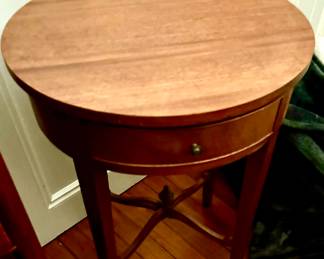 113. Oval Side Table w/ One Drawer (19" x 16" x 25")