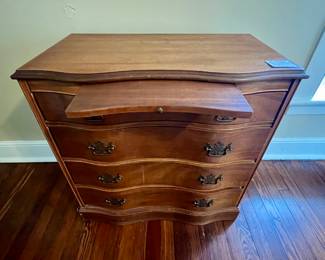 43. Vintage 4 Drawer Serpentine Front Chest w/ Pull out Shelf (30" x 17" x 34")