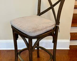72. Set of 4 Bar Stools (20" x 16" x 43") (seat ht 26") 