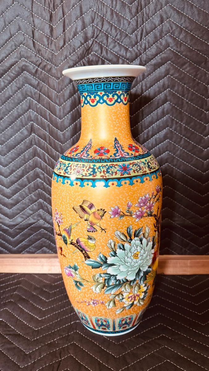 vase