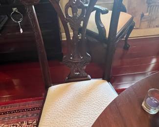 ROUND DINING ROOM TABLE WITH 8 CHAIRS
