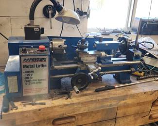 that’s a Speedway Series Metal Lathe (mini/bench-top size).