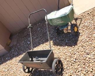 Lot of 2 Scotts Lawn Spreaders – Drop & Broadcast Fertilizer / Seed Spreaders