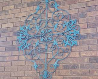 Large Teal Metal Wall Art – Decorative Scrollwork Outdoor/Indoor Décor