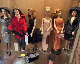 Robert Tonner Brenda Starr & Tyler Wentworth dolls