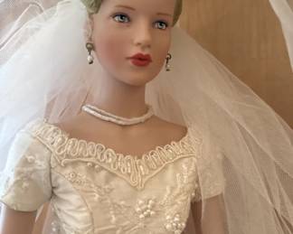 • Robert Tonner American Model doll