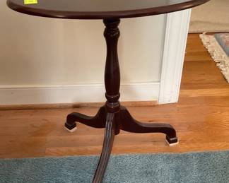 Wood round side table