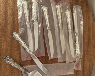 • Gorham Sterling Silver Strasbourg Flatware Set