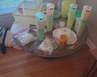 Vintage 70s 80s Tupperware 